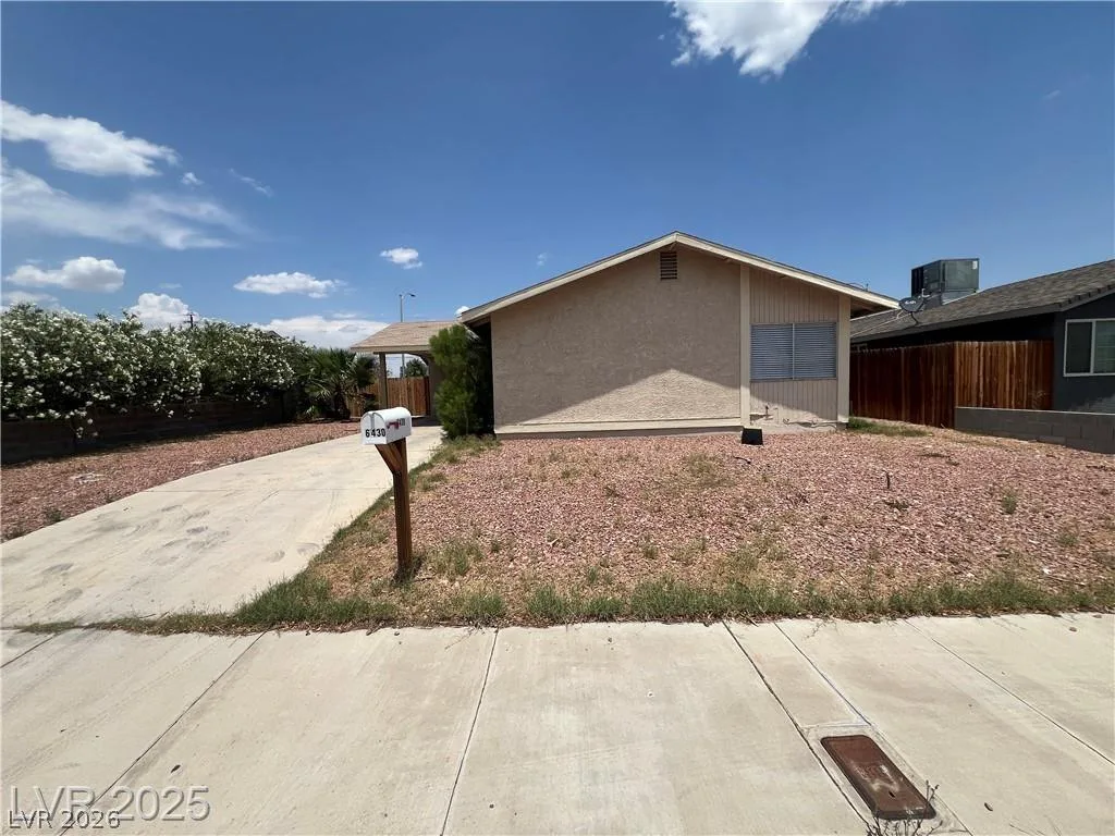 6430 Alomar Avenue — photo 2