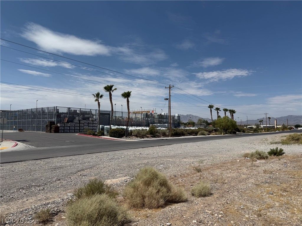 1200 East Everest Circle — photo 2 of 4