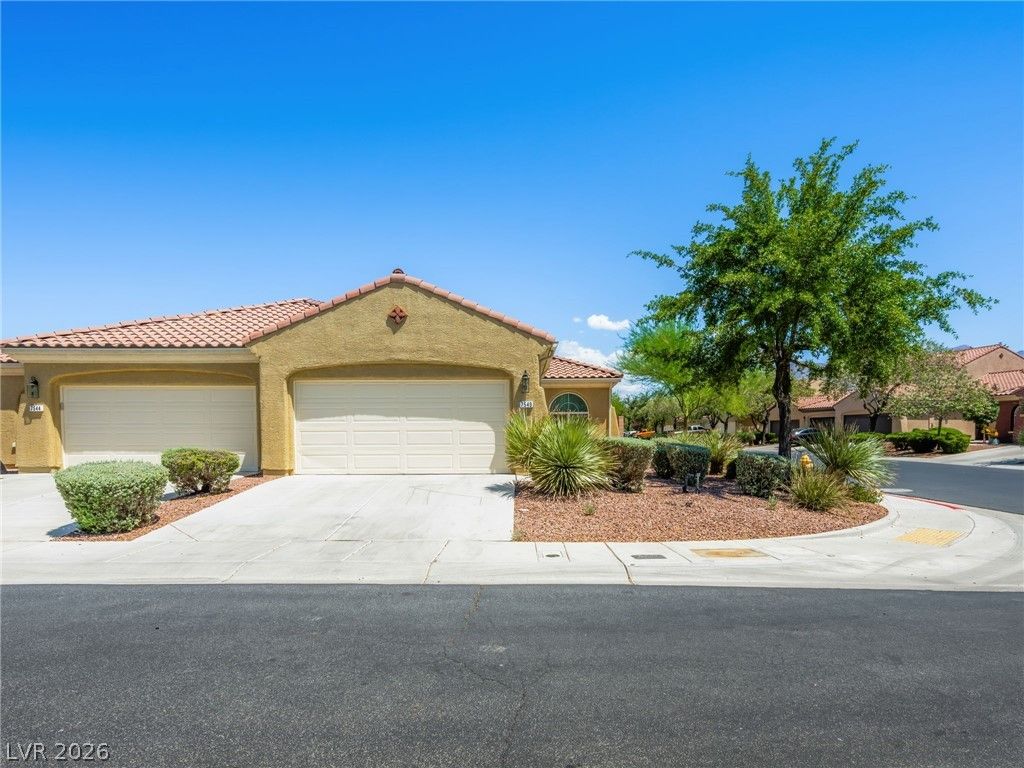 7540 Key Royale Court — photo 2