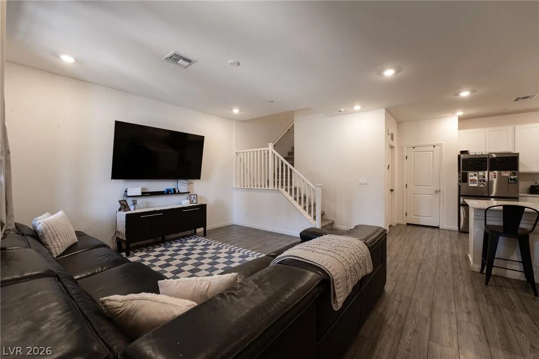 3476 Covilha Lane — photo 3
