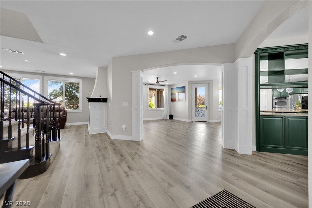 7566 Mezzanine View Avenue — photo 4