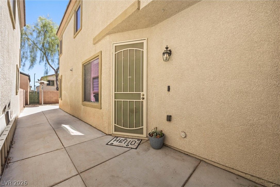 6476 Raven Hall Street — photo 2