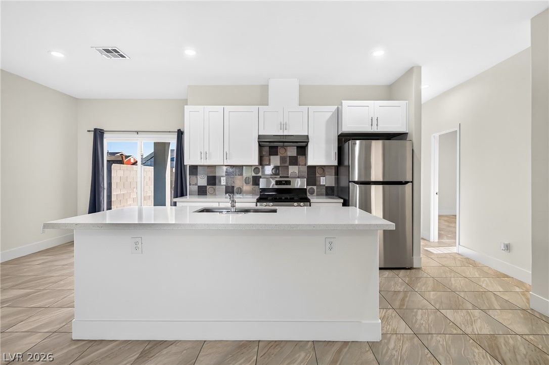 4078 Welter Avenue — photo 5 of 19