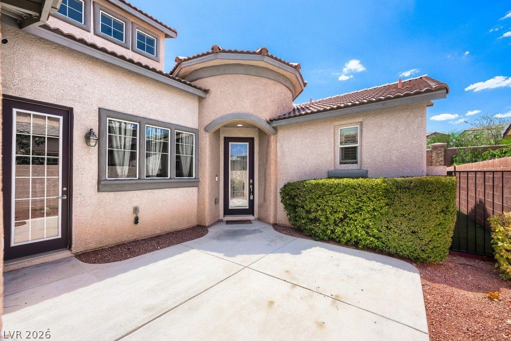 441 Eternity Street — photo 3 of 27