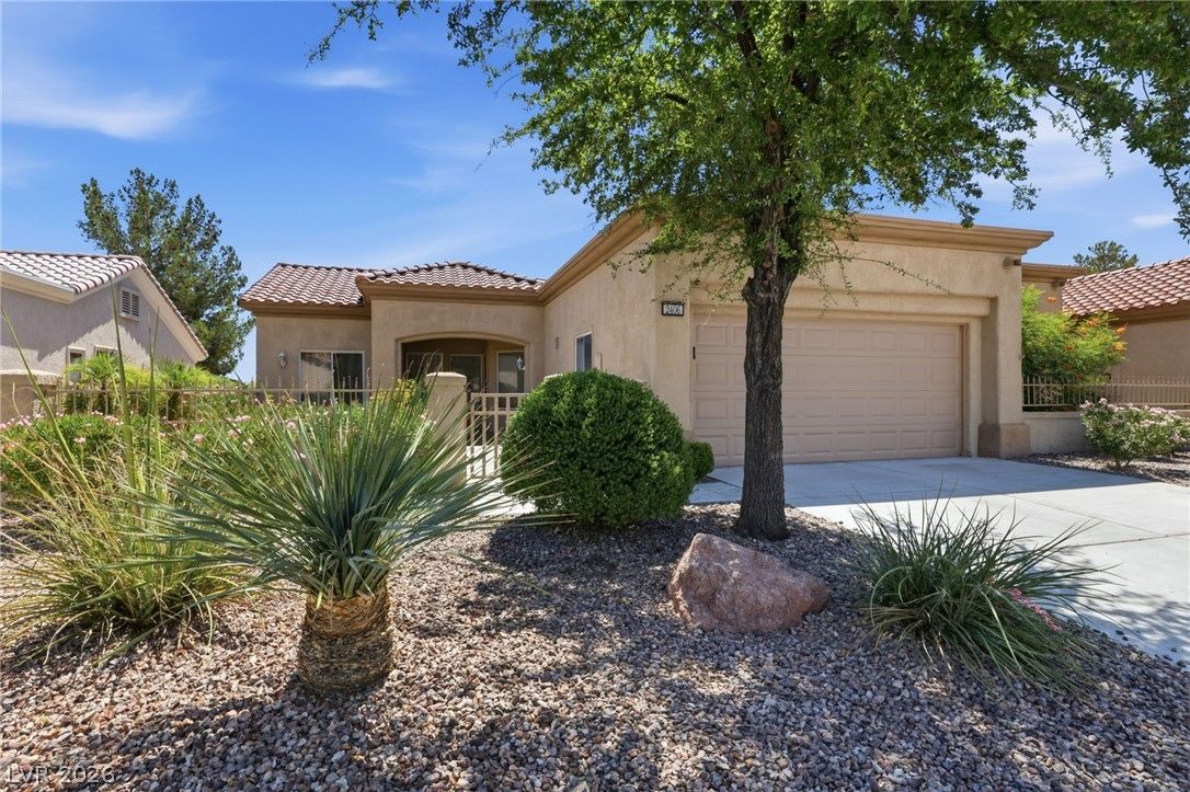 2406 Spring Water Drive — photo 1