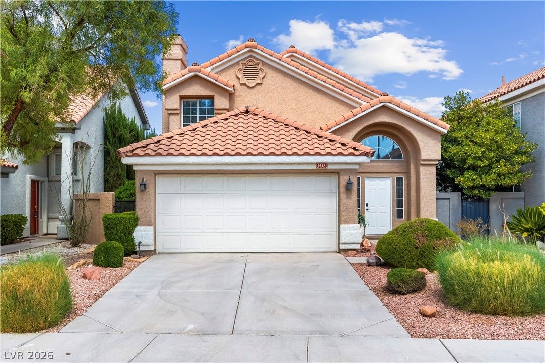 1432 Desert Hills Drive — photo 2