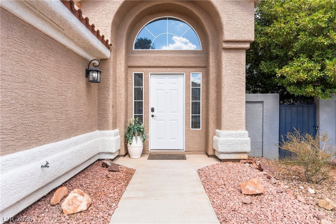 1432 Desert Hills Drive — photo 4