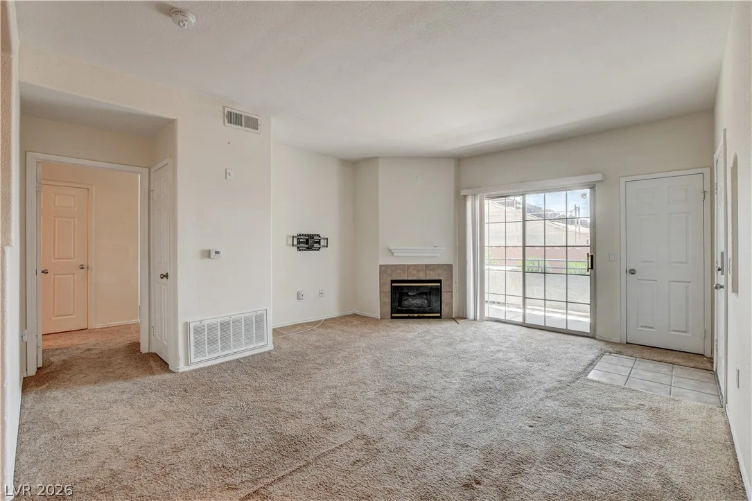 3318 North Decatur Boulevard 1069 — photo 4