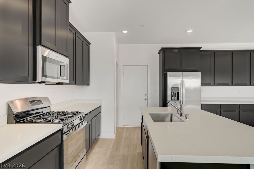 553 Preston Crest Street — photo 5 of 26