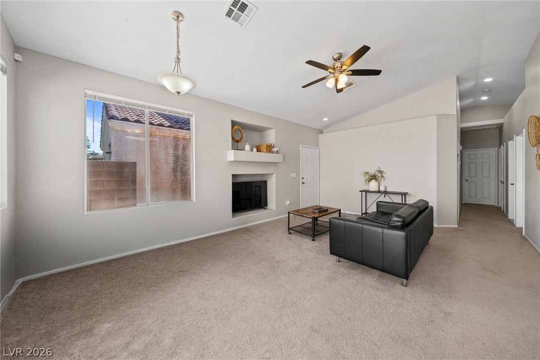 9588 Ensworth Street — photo 2