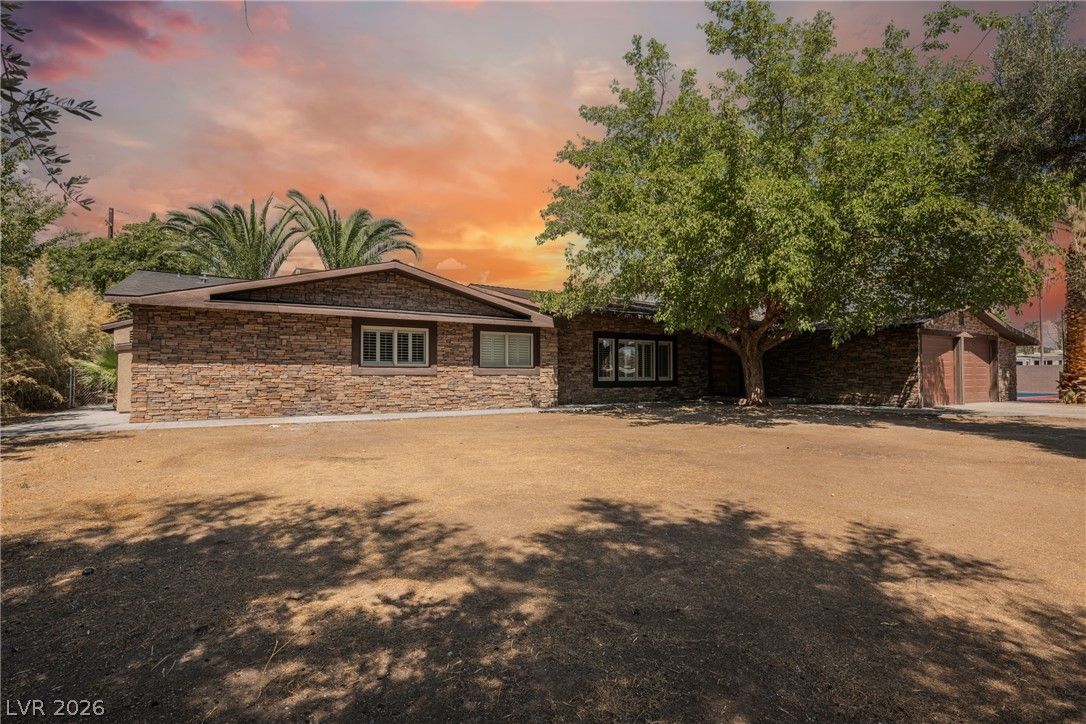 1779 Sycamore Trail — photo 4