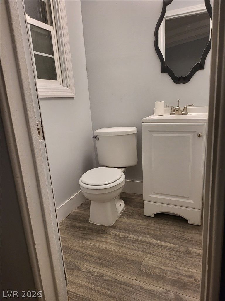 1417 Manzanita Way 1419 — photo 5 of 7