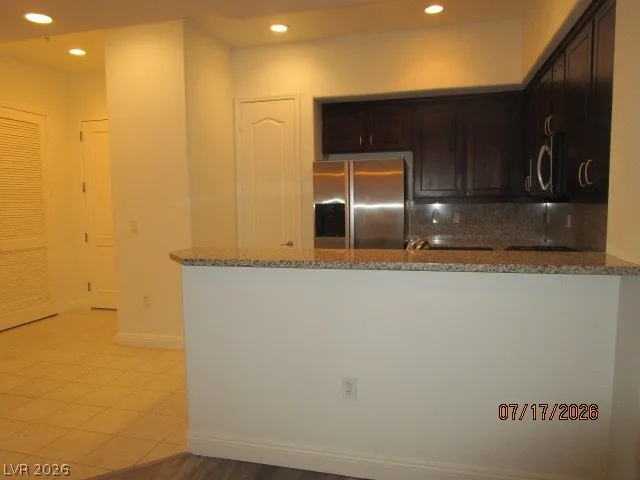 44 East Serene Avenue 122 — photo 2