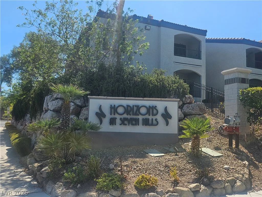 950 Seven Hills Drive 413 — photo 2