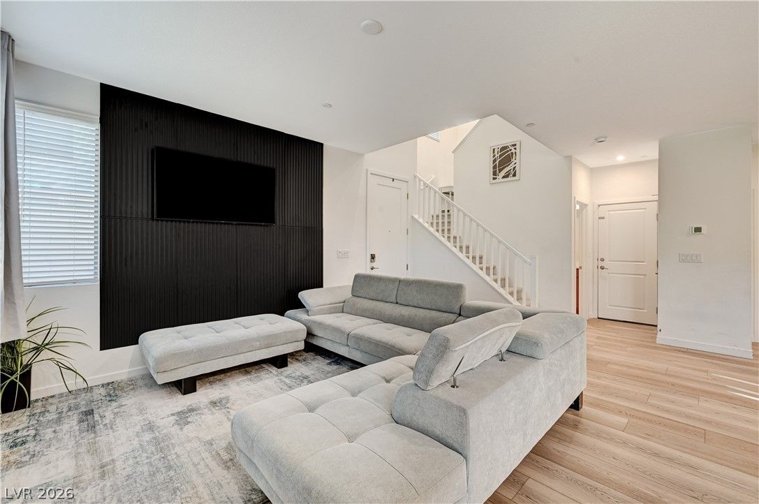 2540 Catallo Street — photo 5