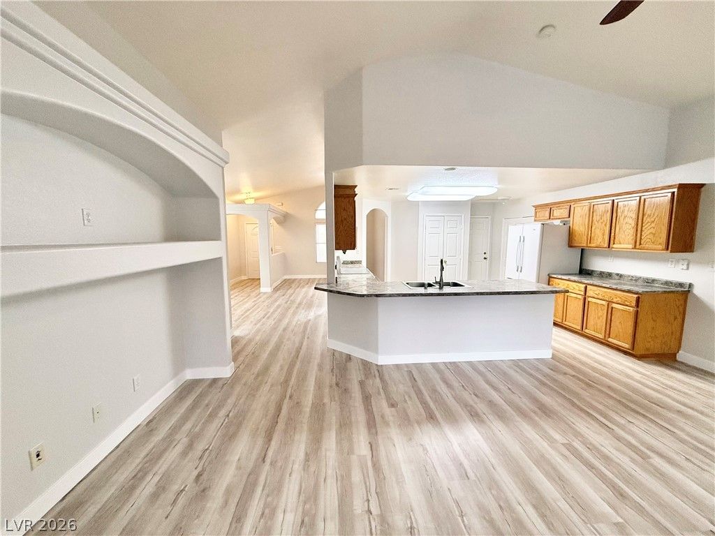 5081 North West Valero Court — photo 4 of 28