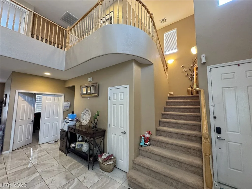 6041 Glenborough Street — photo 4