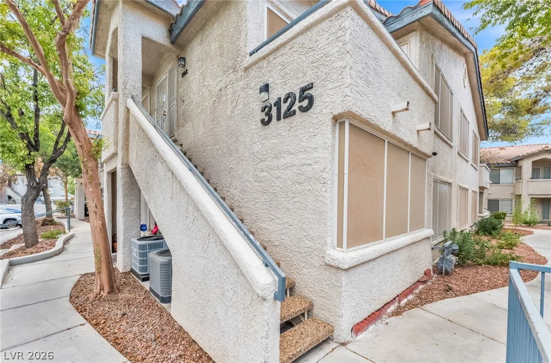 3125 Casey Drive 202 — photo 2