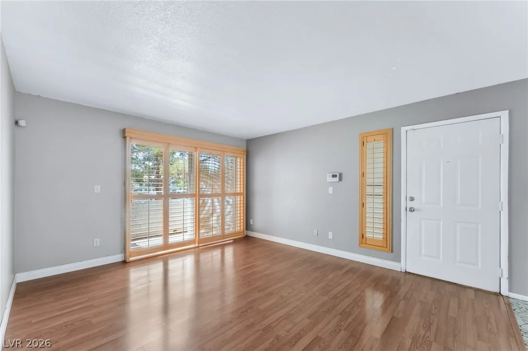 3125 Casey Drive 202 — photo 4