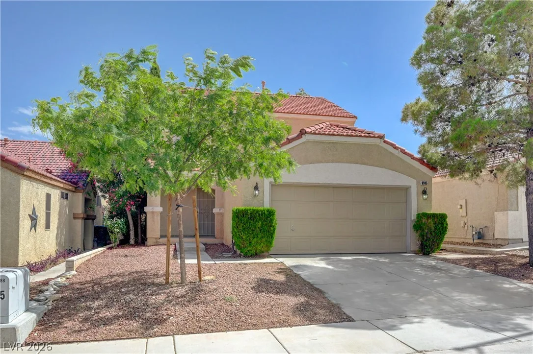 8905 Colorful Pines Avenue — photo 2