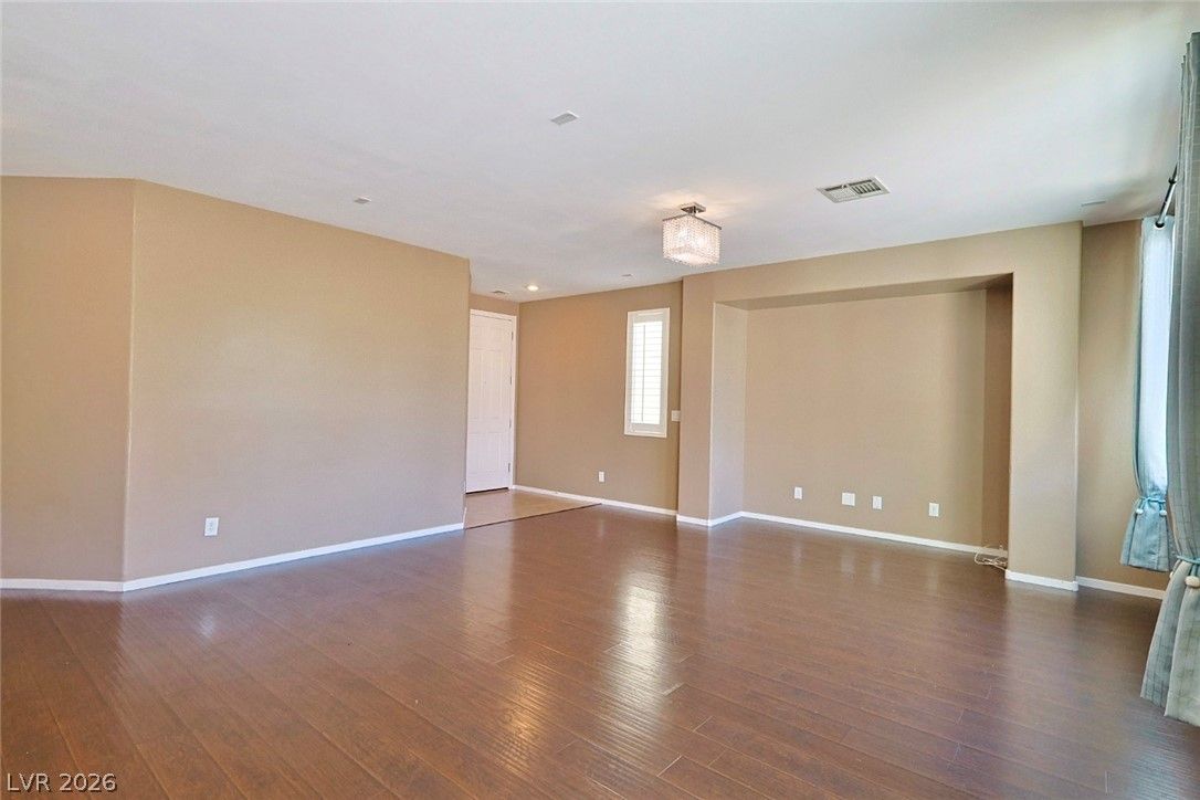 10643 Tray Mountain Avenue — photo 5