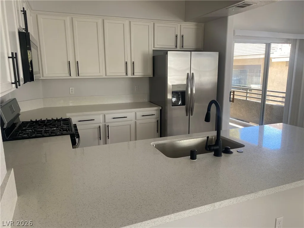 9901 Trailwood Drive 2123 — photo 4