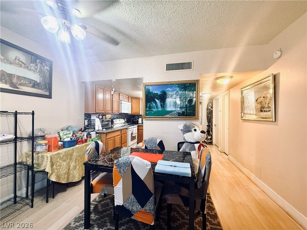 3823 South Maryland Parkway N9 — photo 5