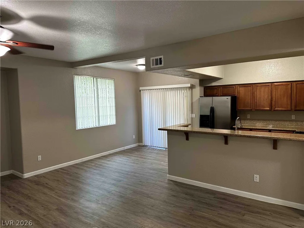 10213 King Henry Avenue 104 — photo 5