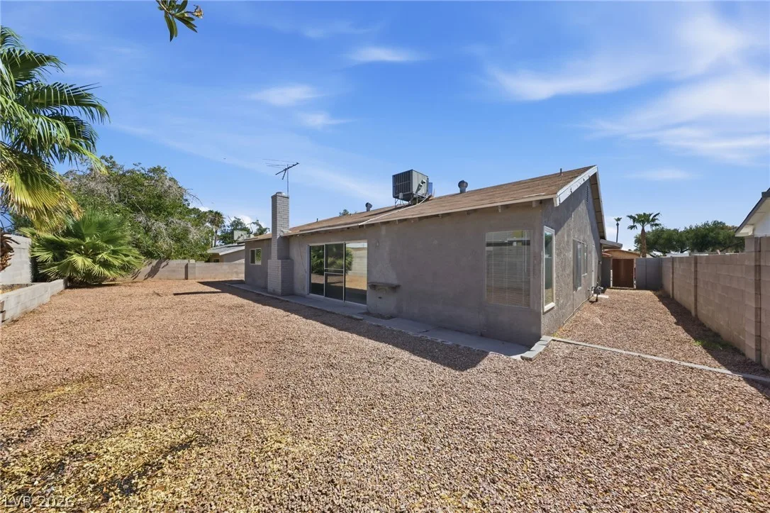2749 Long Court — photo 3