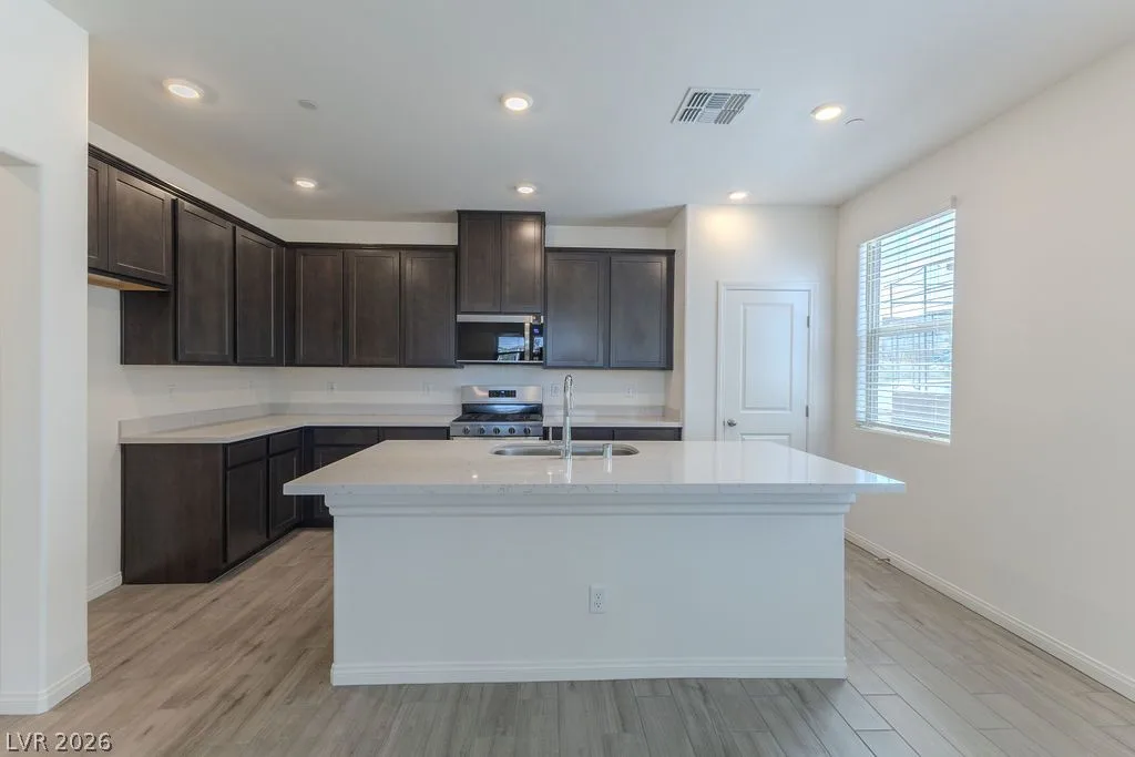 12548 Kings Creek Place — photo 4
