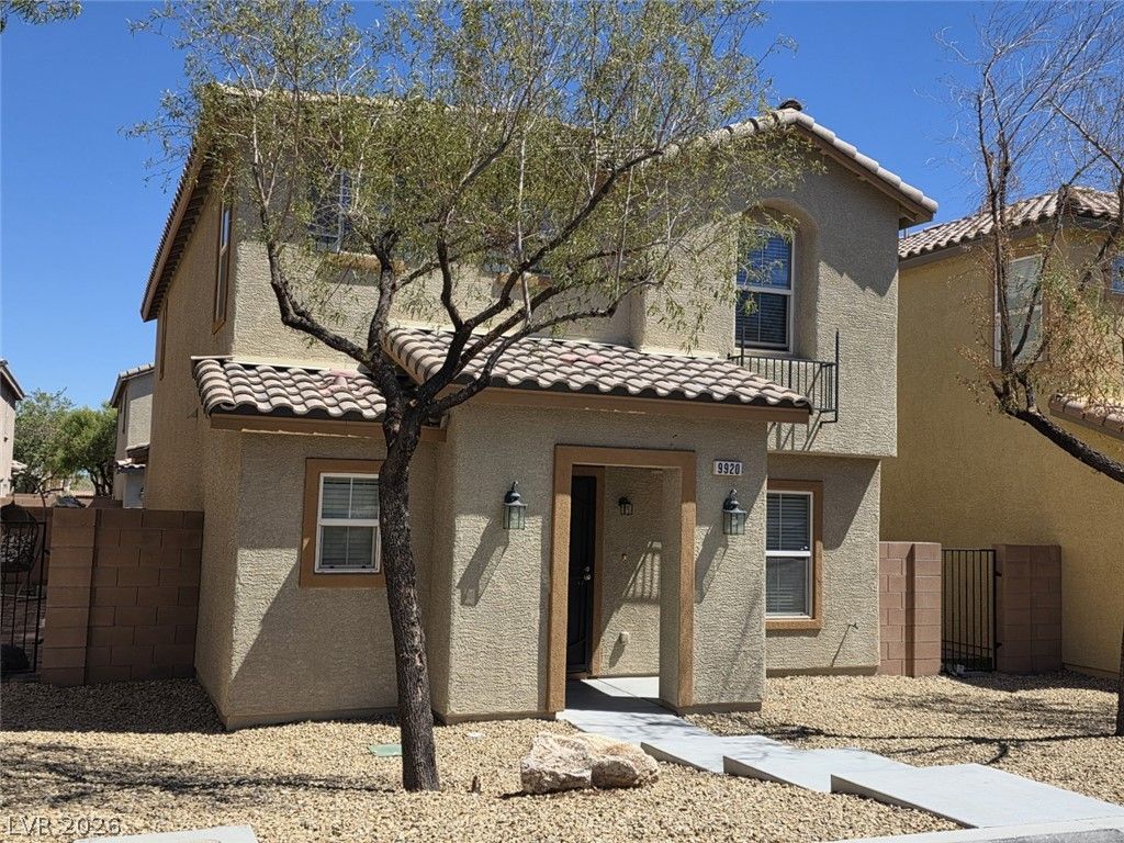 9920 Turquoise Glass Court — photo 3