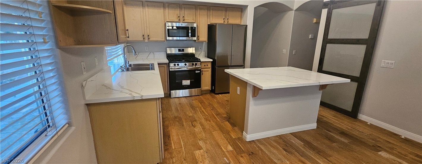 3433 Round Valley Way — photo 3