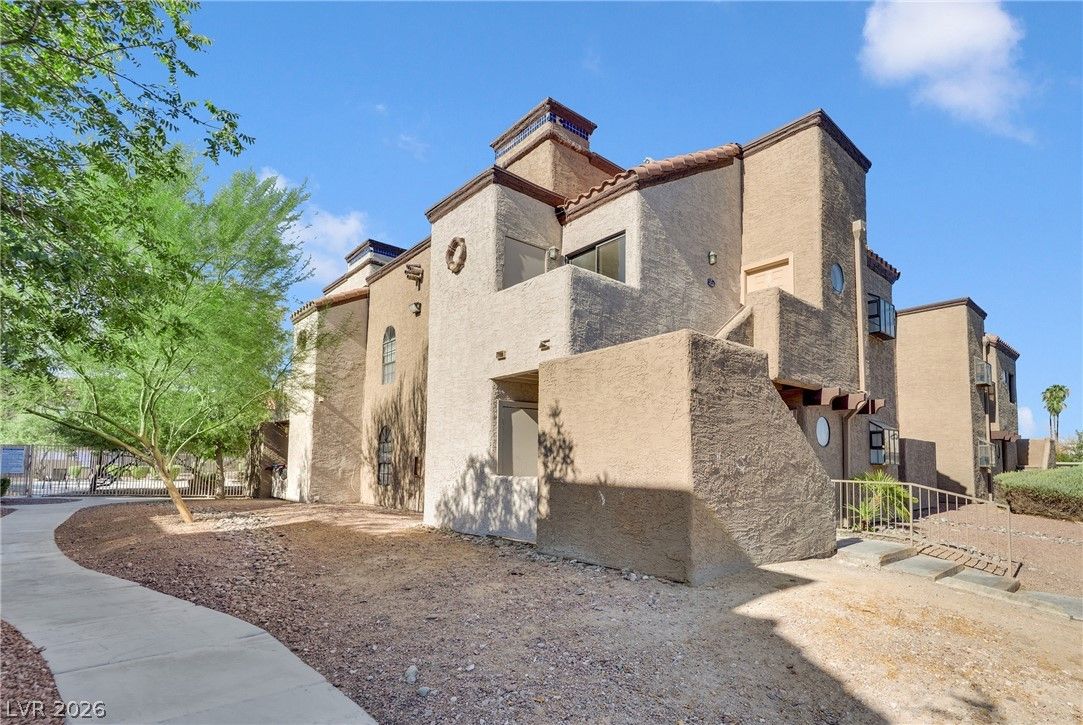2985 Juniper Hills Boulevard 202 — photo 3