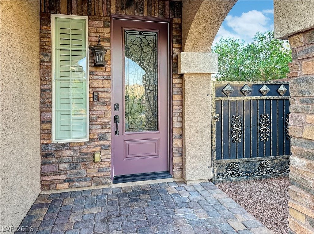 6372 Tamber Bay Road — photo 4