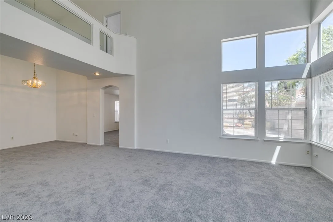 9712 Peacock Hill Circle — photo 4