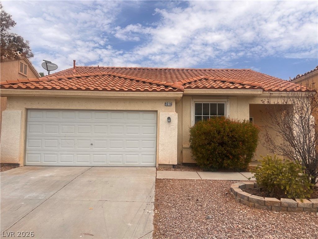 9316 Mountain Range Avenue — photo 1