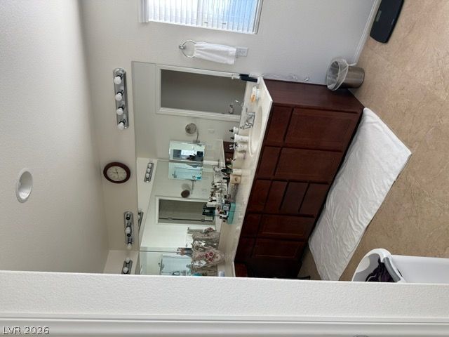 Photo 31
