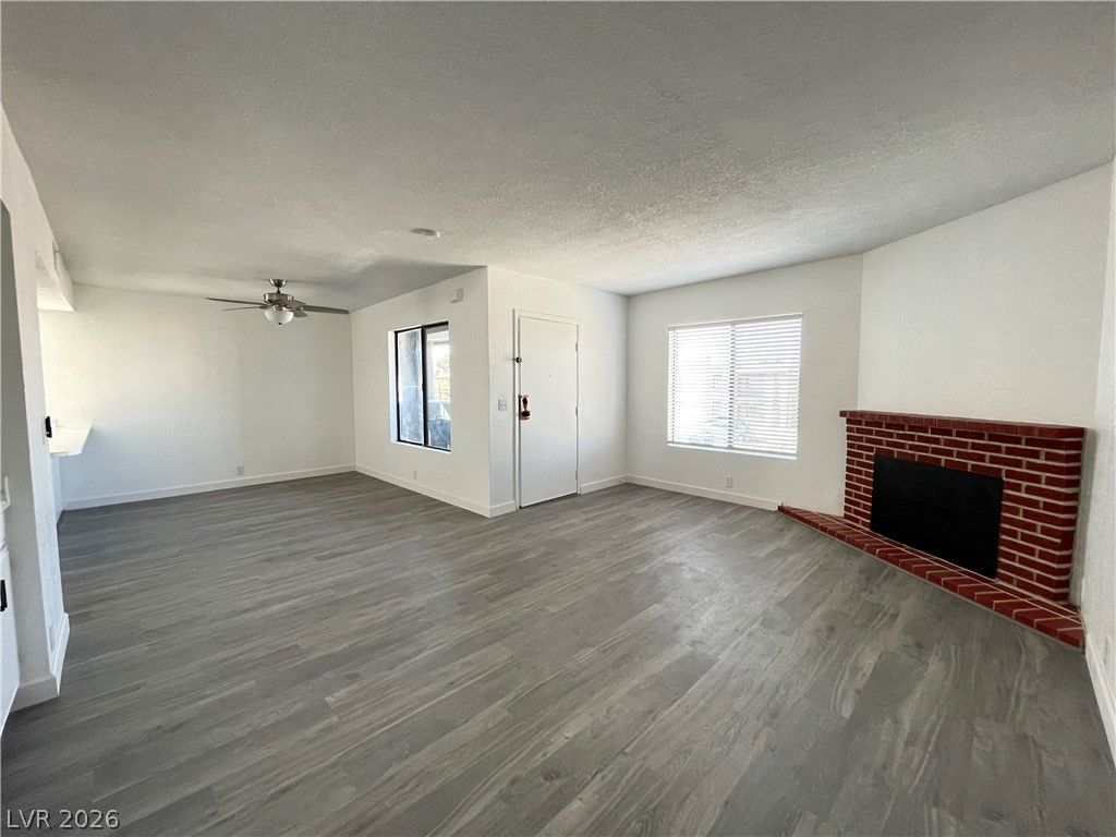 6217 Bellota Drive D — photo 5