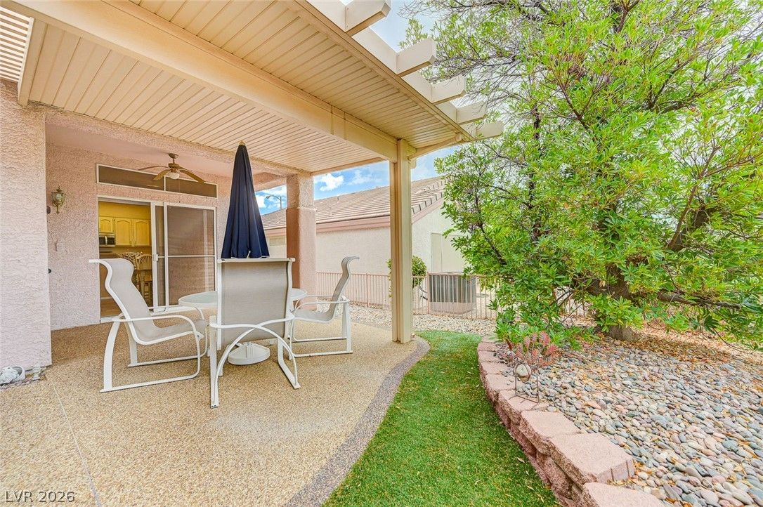 2115 High Mesa Drive — photo 2