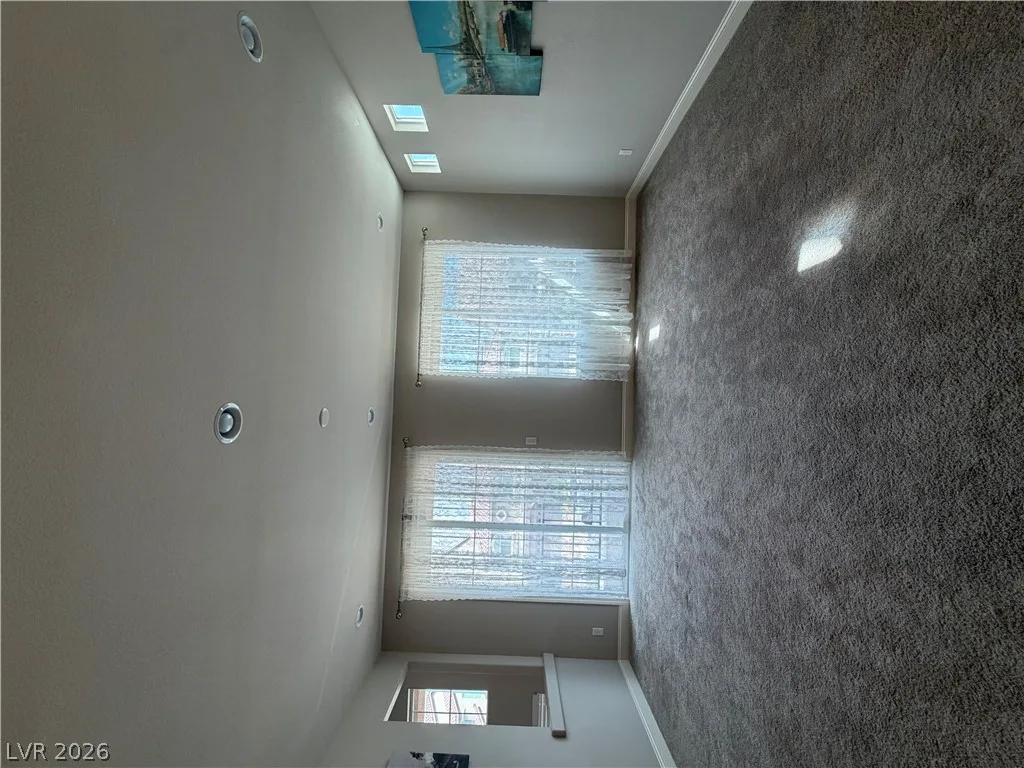 6385 Jackson Spring Road — photo 3
