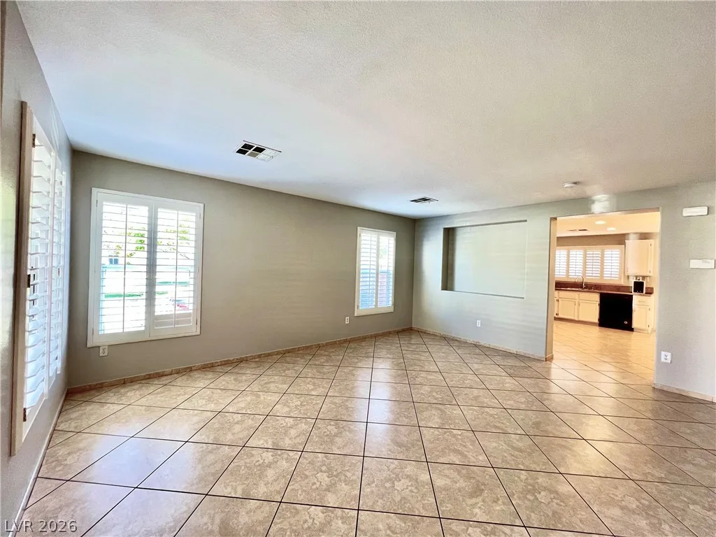8048 Windmill Villa Street — photo 3