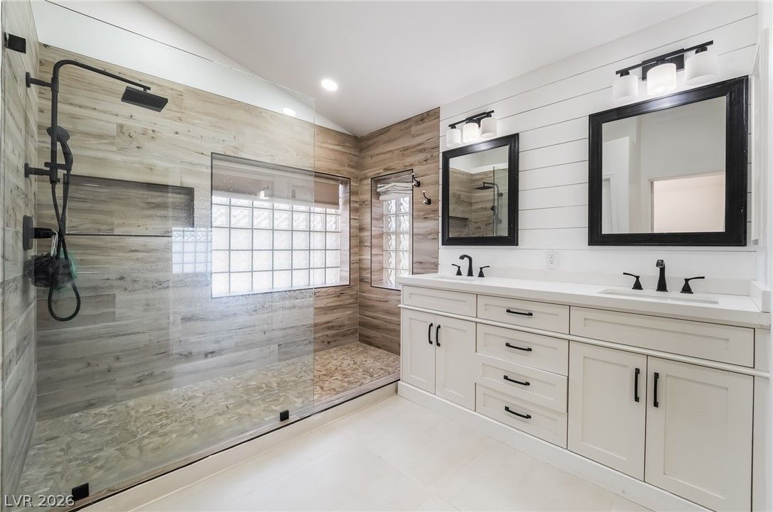 8253 Ruby Mountain Way — photo 3