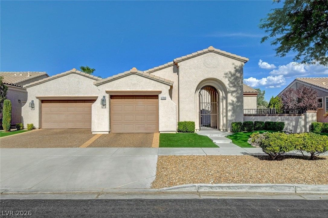 4700 Fiore Bella Boulevard — photo 2