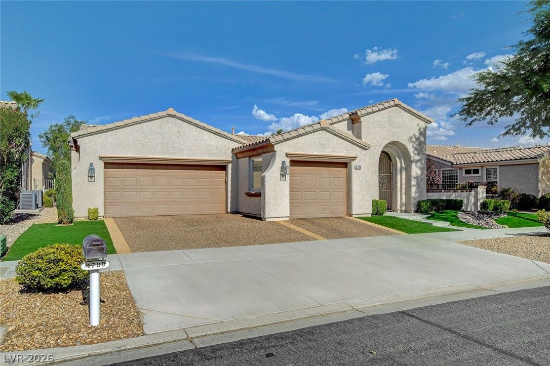 4700 Fiore Bella Boulevard — photo 3
