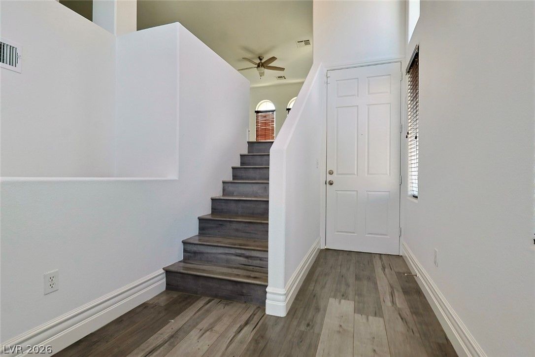 9578 Summer Furnace Street — photo 3