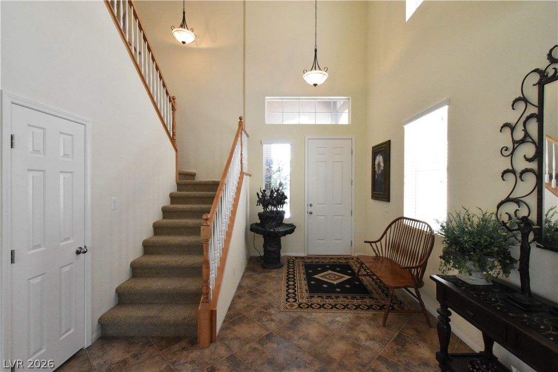 6153 Pine Banks Court — photo 3 of 35