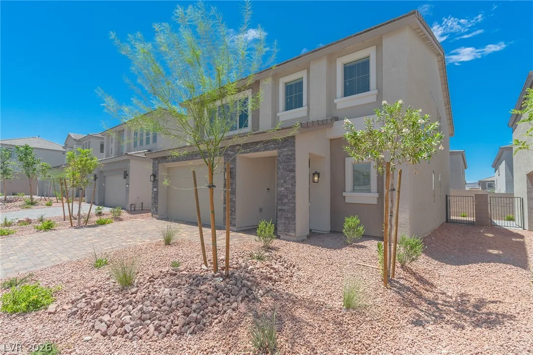 5749 Tioga Way — photo 2