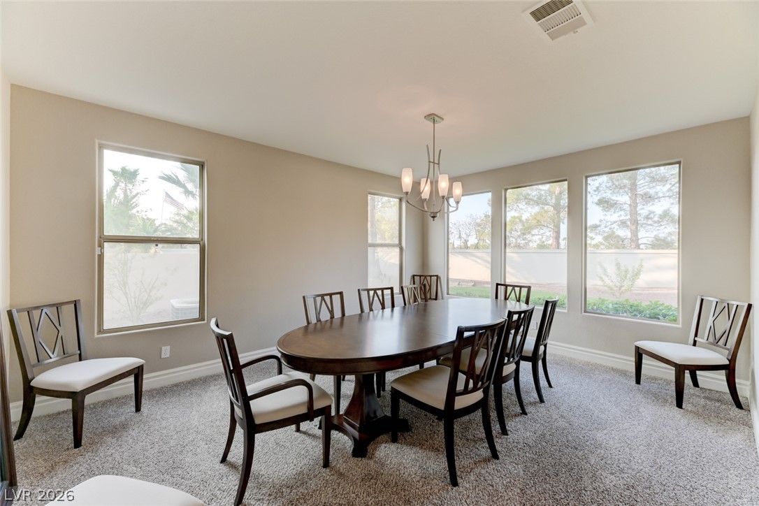 5 Chateau Whistler Court — photo 5