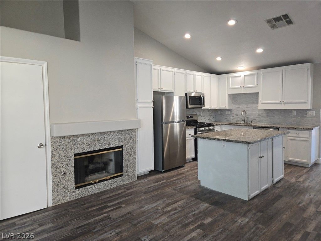 1613 Golden Glen Court — photo 5 of 29