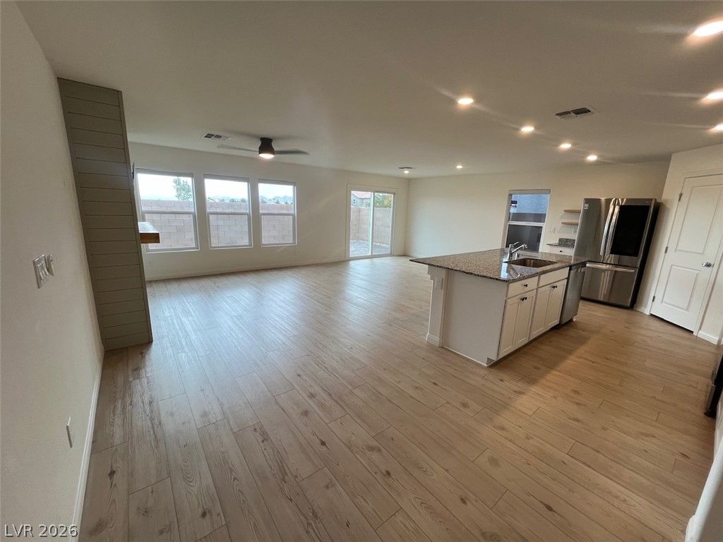 9532 Granville Bridge Street — photo 3